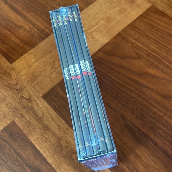 NEVER OPENED ROCKY SYLVESTER STALLONE MOVIE ANTHOLOGY DVD SET - ROCKY I - V - Picture 6 of 9